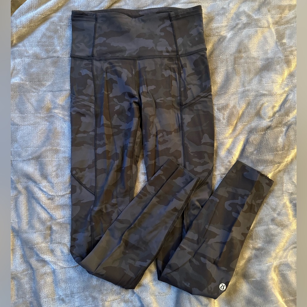 Lululemon Fast and Free size 4 with pockets
